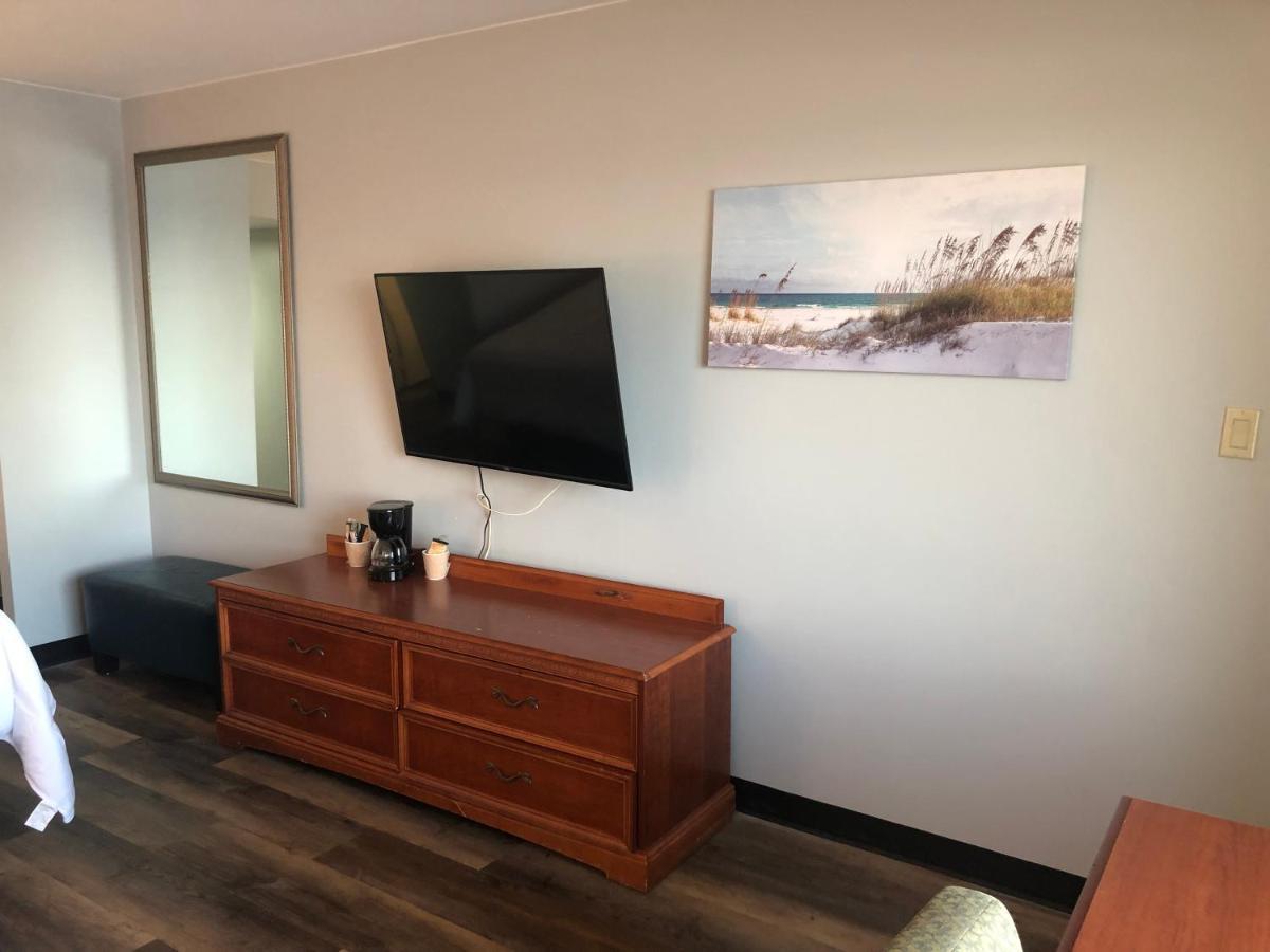 Gazebo Inn Oceanfront Миртл-Бич Экстерьер фото